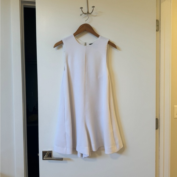 A Line Back Romper - Picture 5 of 6